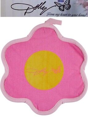 Dolly Parton Signature Logo Daisy Shaped Pot Holder